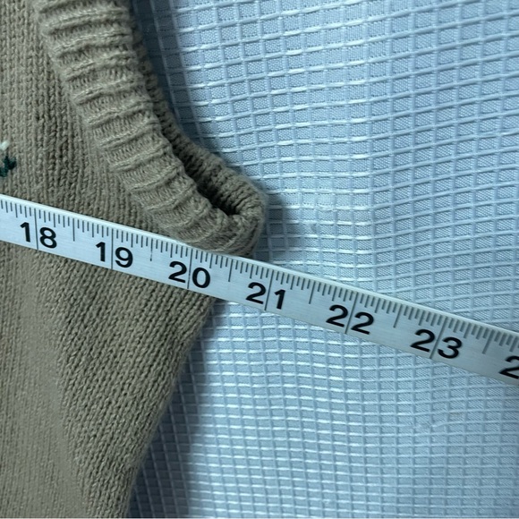 VTG Men's Arrow Sweater Vest Size Medium - Picture 5 of 5